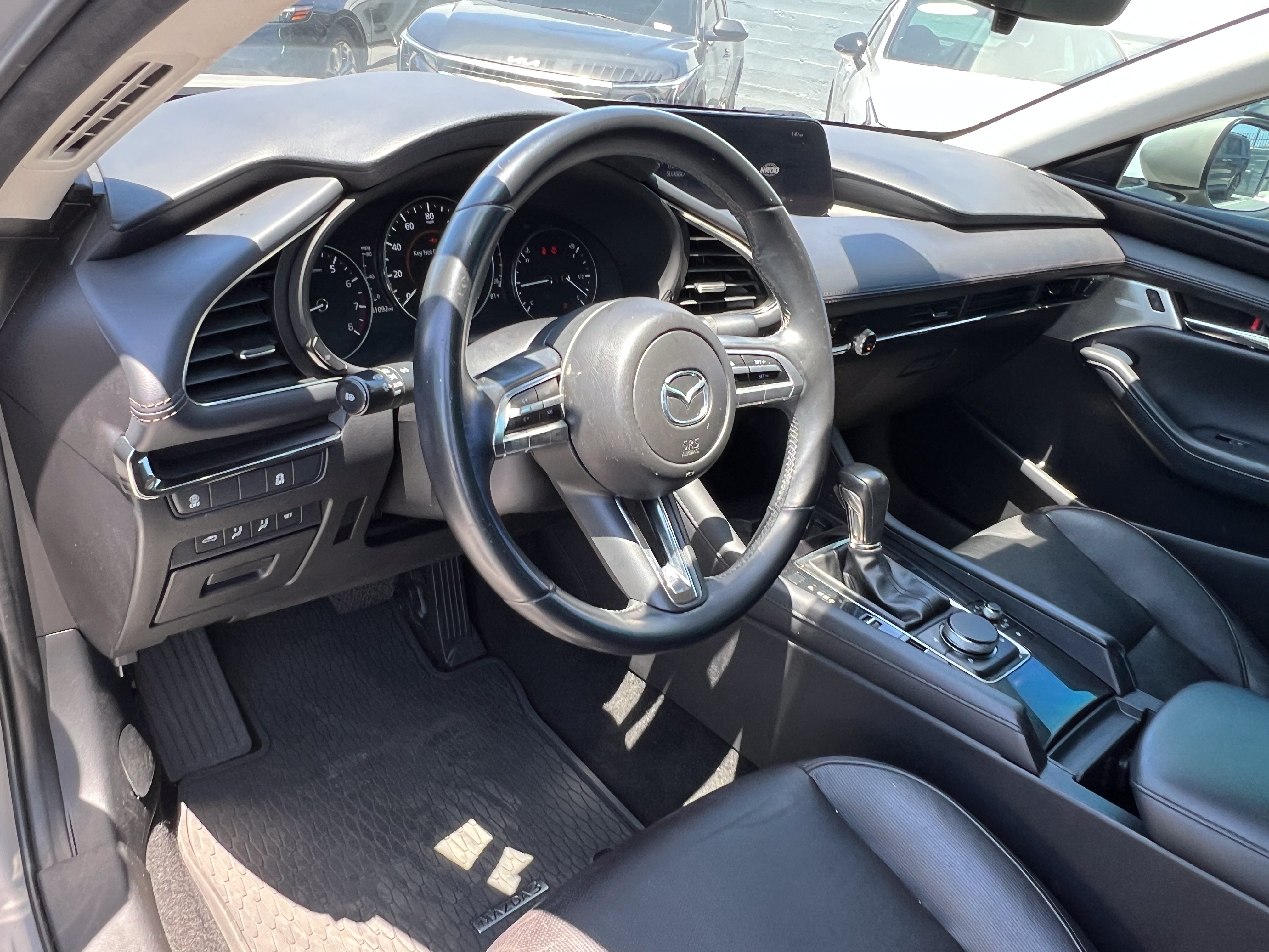Used 2022 MAZDA MAZDA3 s FWD image 22