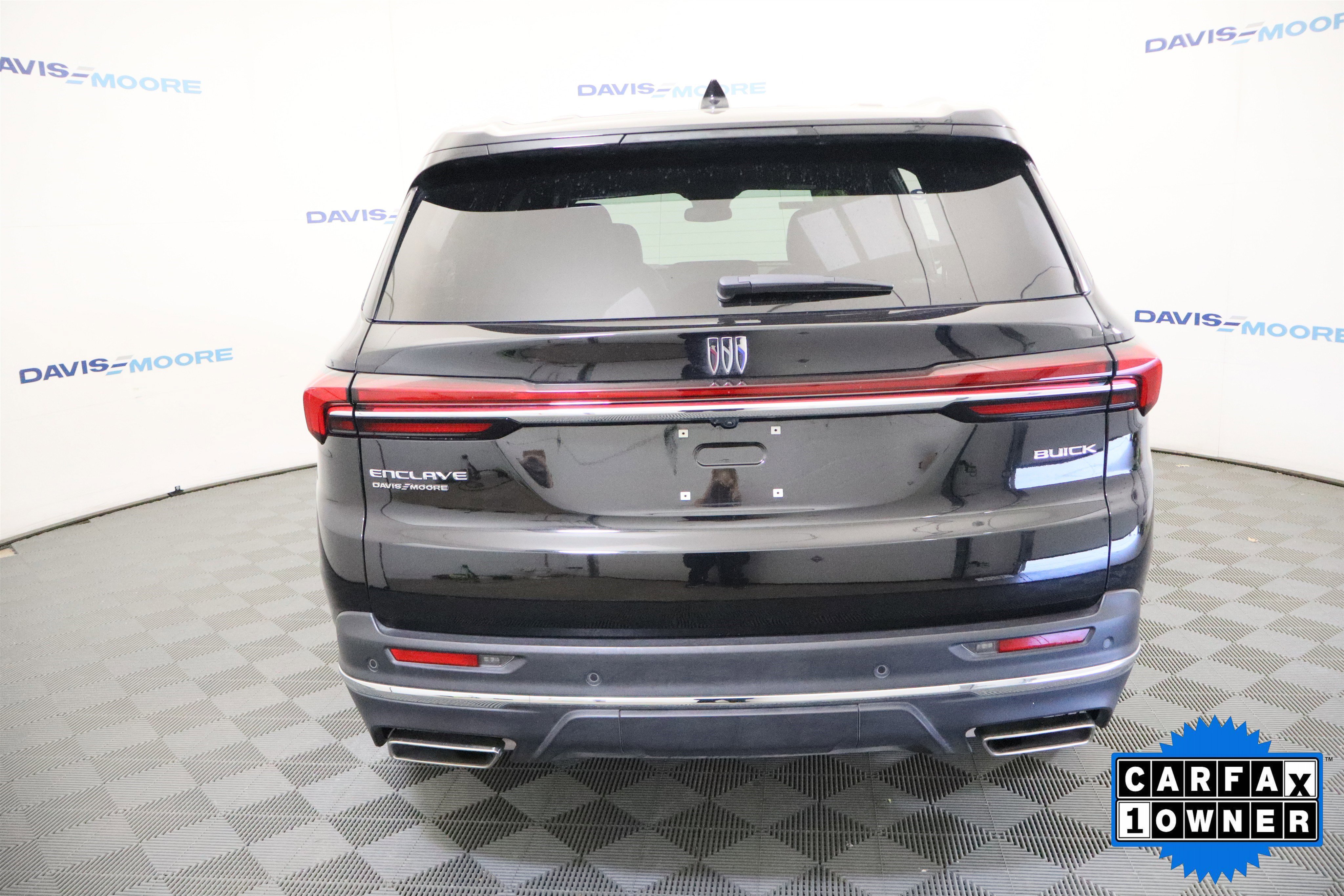 Used 2025 Buick Enclave Preferred FWD image 8