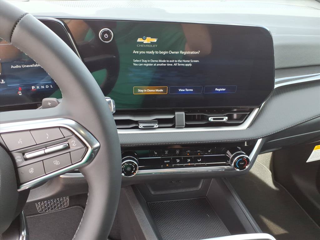 New 2027 Chevrolet Equinox LT FWD image 16