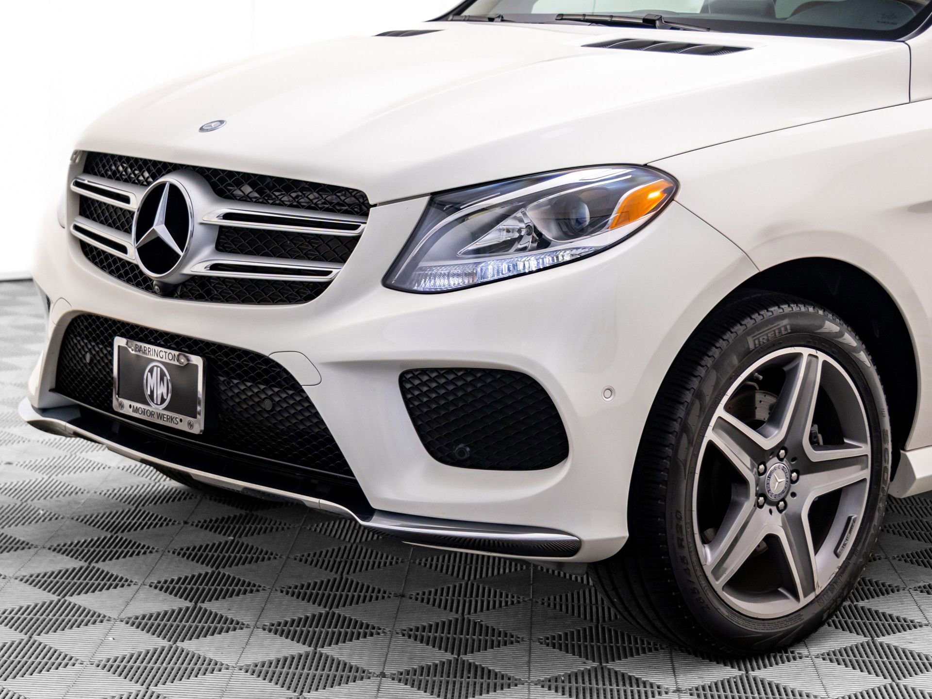 Used 2017 Mercedes-Benz GLE 400 4MATIC image 37