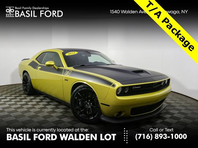 Used 2021 Dodge Challenger R/T Scat Pack w/ T/A Package image 1