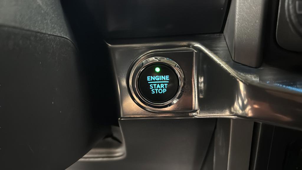 Used 2021 Ford F150 Lariat w/ Equipment Group 502A High image 17