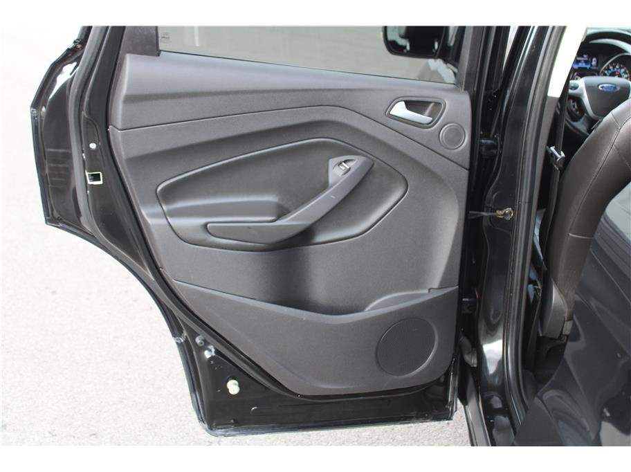 Used 2014 Ford Escape Titanium w/ Equipment Group 401A AWD/4WD image 11