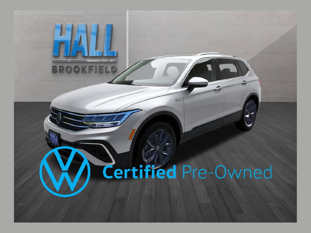 Certified 2023 Volkswagen Tiguan SE w/ Panoramic Sunroof Package AWD/4WD image 1