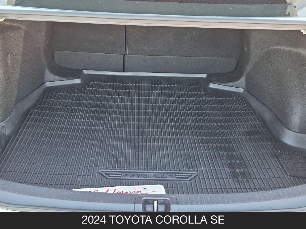 Used 2024 Toyota Corolla SE FWD image 23