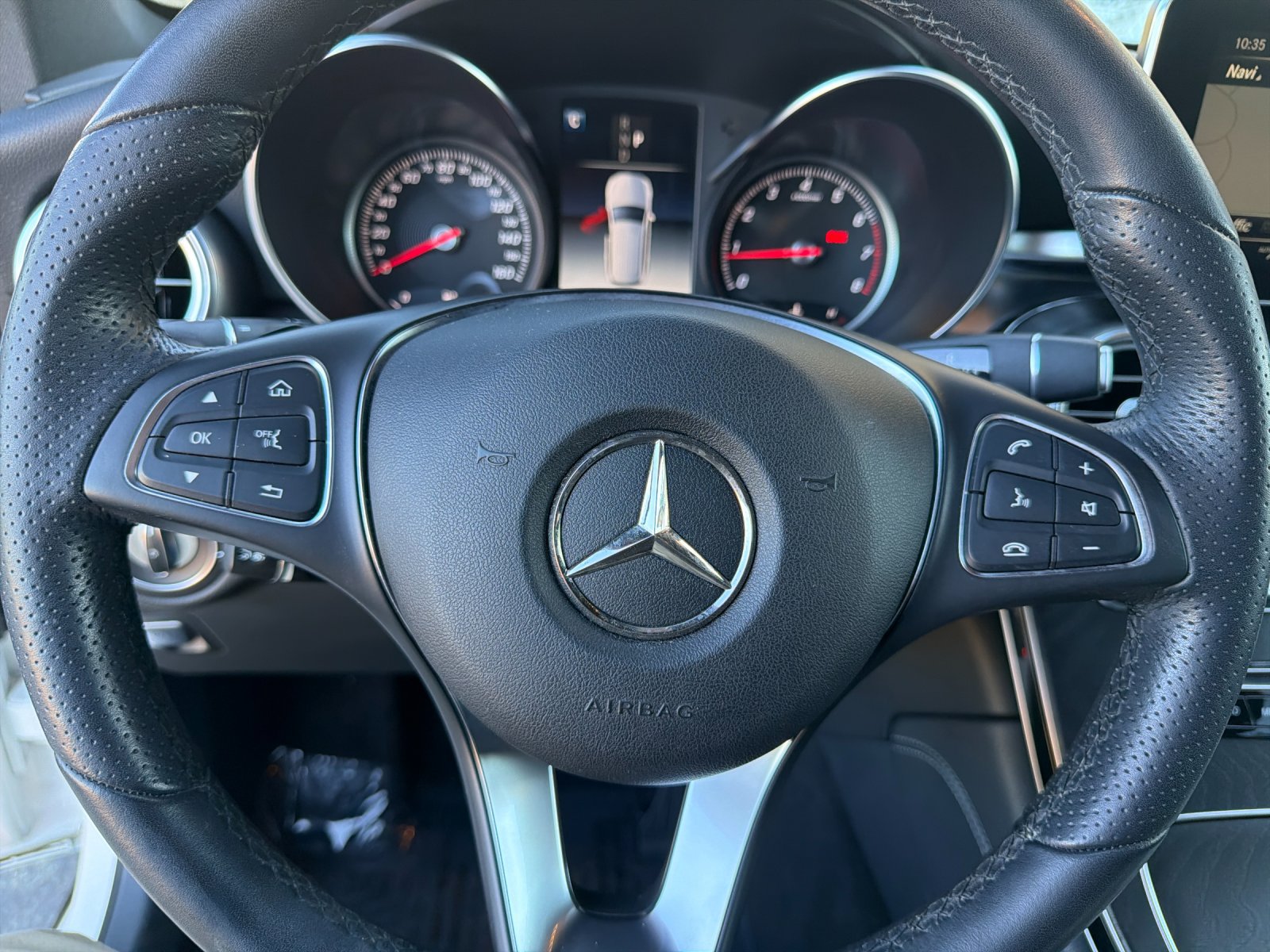 Used 2018 Mercedes-Benz GLC 300 4MATIC image 23