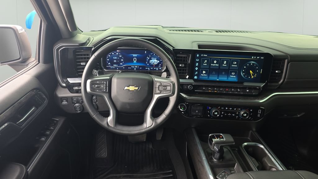 Used 2025 Chevrolet Silverado 1500 LTZ w/ LTZ Premium Package image 11