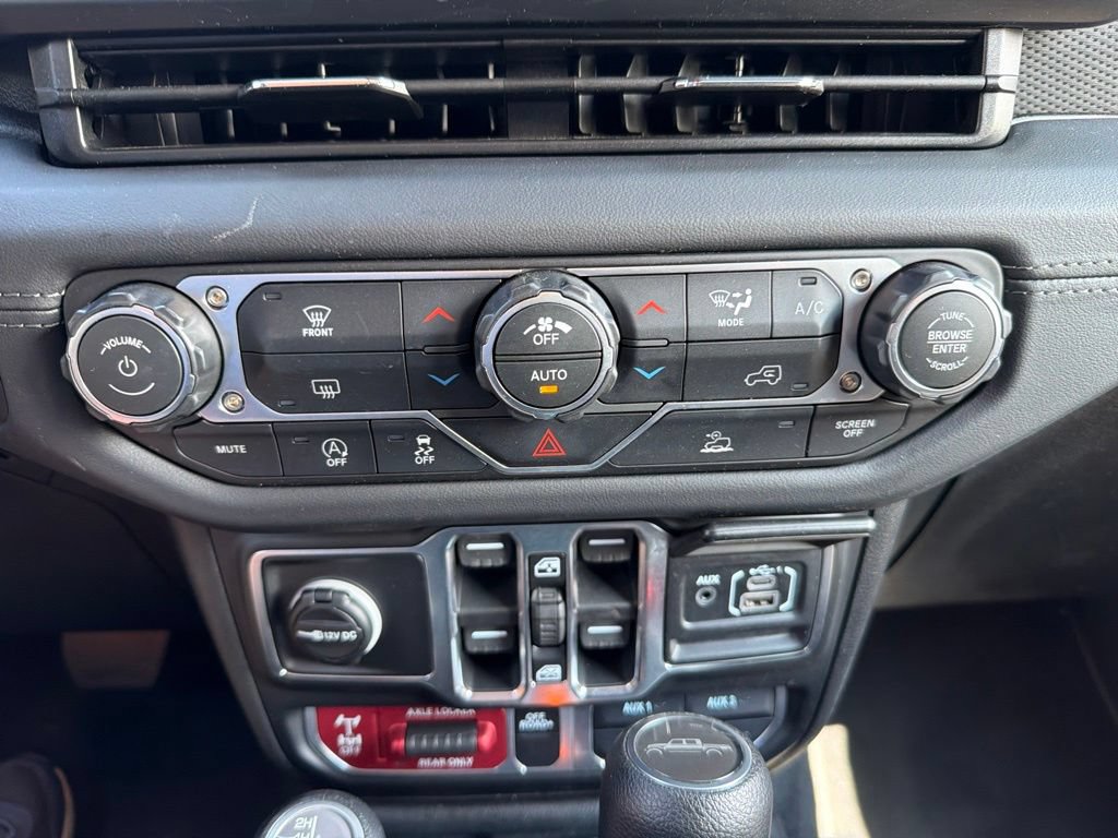 Used 2026 Jeep Gladiator Mojave AWD/4WD image 25