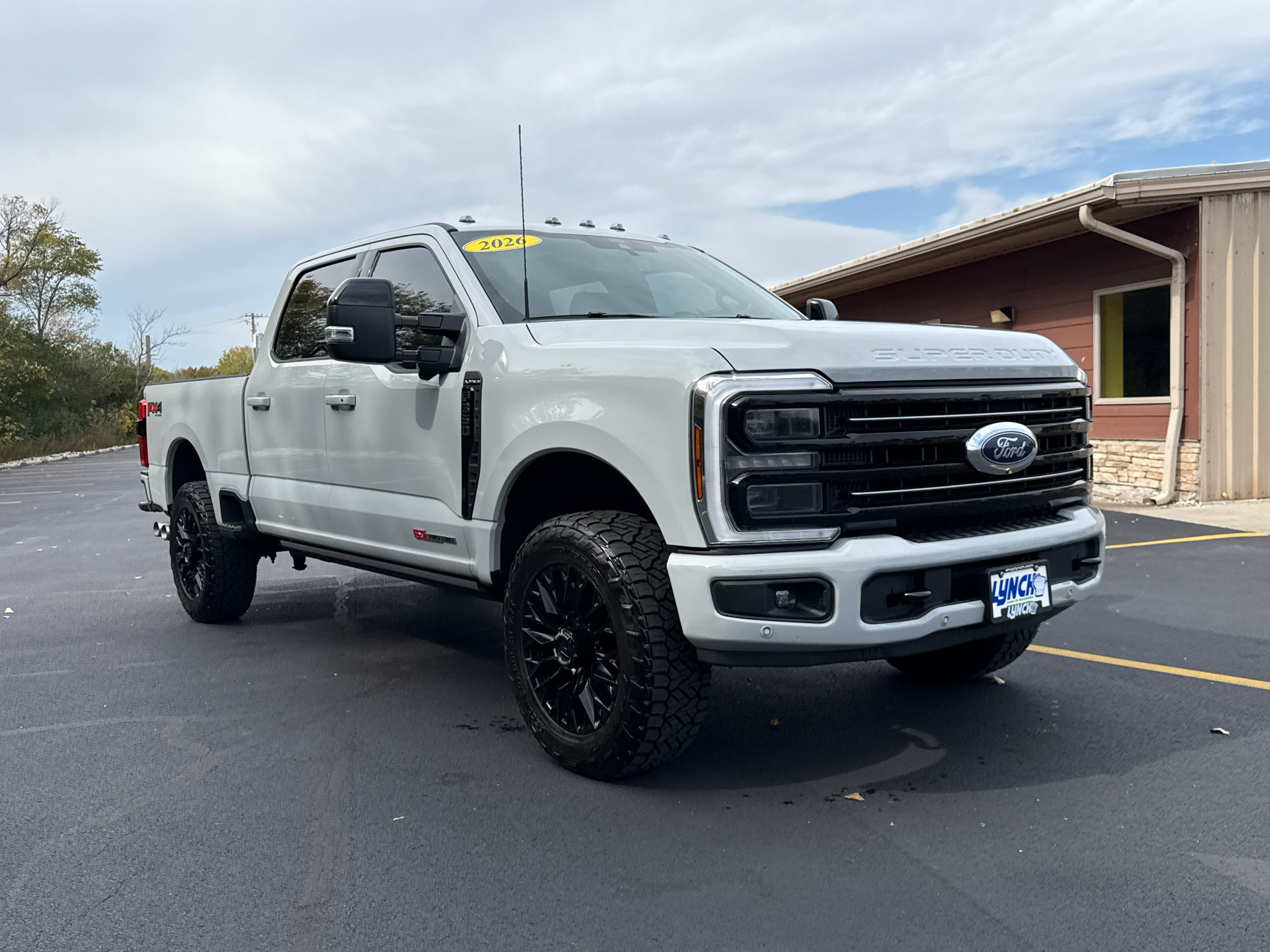 Used 2026 Ford F350 Platinum AWD/4WD image 3