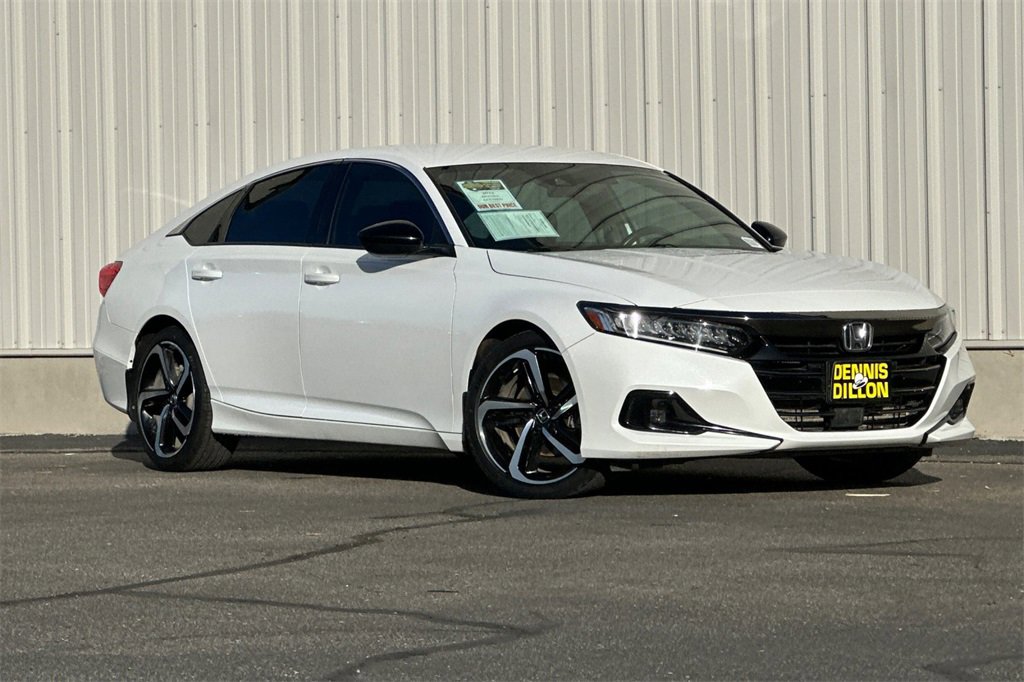 Used 2022 Honda Accord Sport image 2