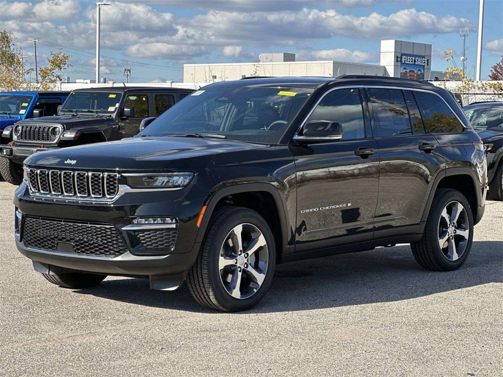New 2025 Jeep Grand Cherokee Limited image 5