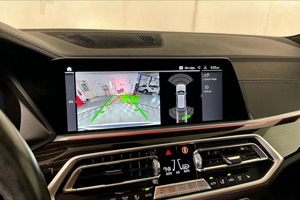 Used 2023 BMW X5 xDrive40i w/ Premium Package image 21