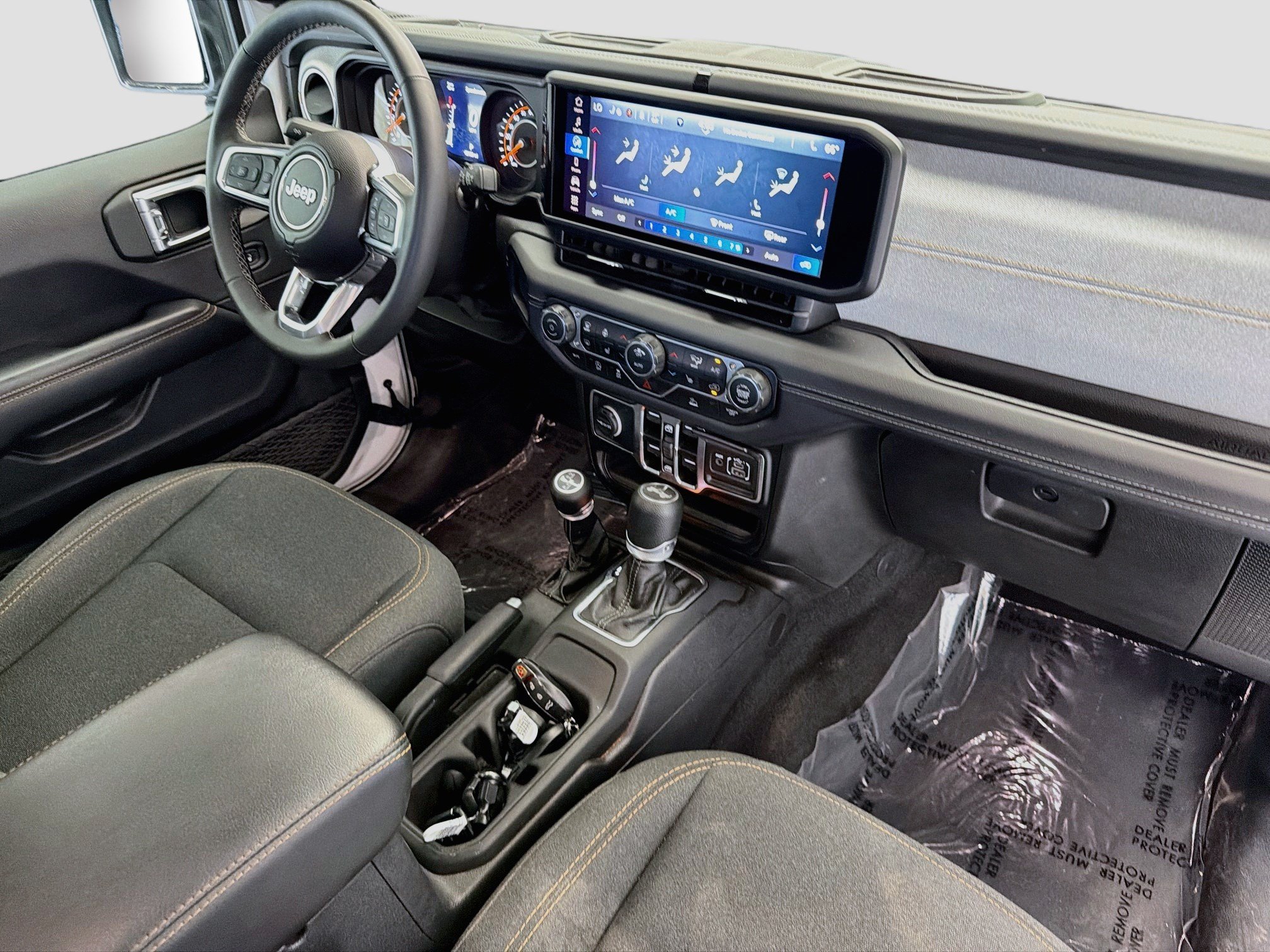 Used 2025 Jeep Wrangler Unlimited Sahara AWD/4WD image 12