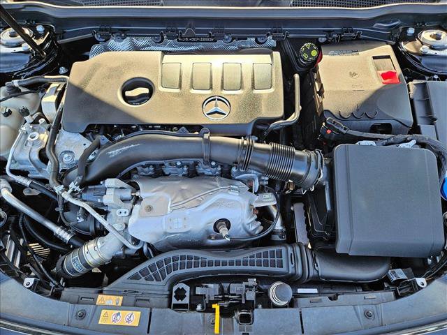 Used 2023 Mercedes-Benz CLA 250 image 22
