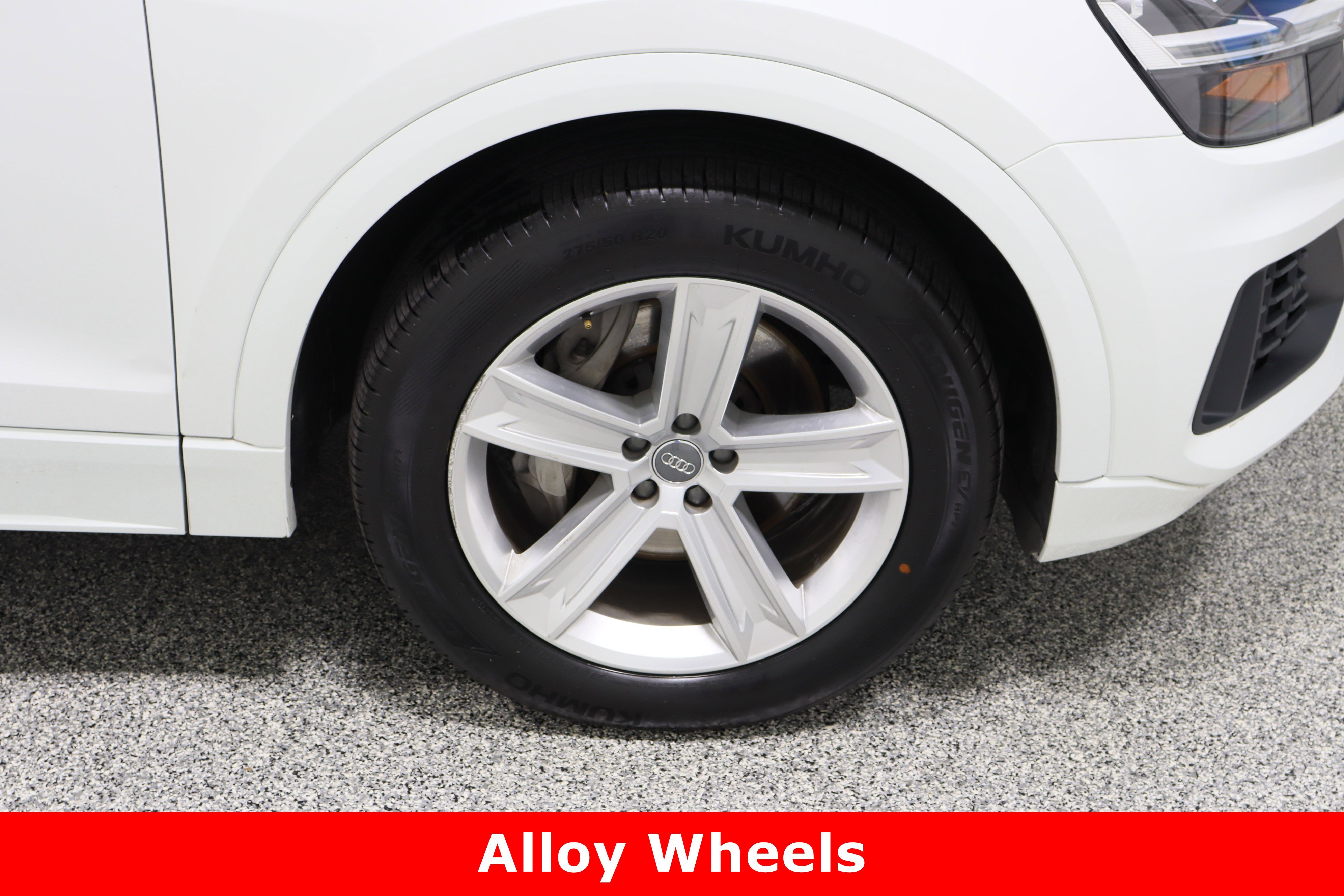 Used 2019 Audi Q8 Premium w/ Convenience Package image 5