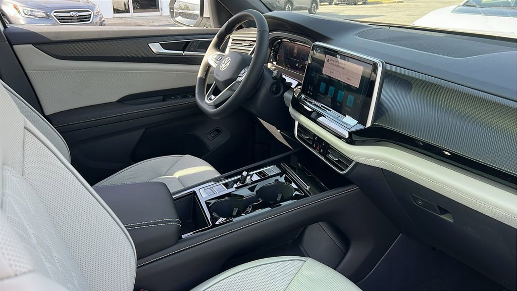 New 2026 Volkswagen Atlas Cross Sport SEL Premium R-Line image 10
