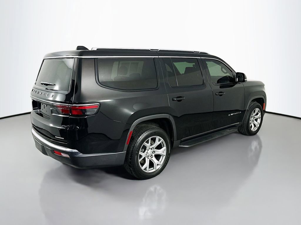 Used 2022 Jeep Wagoneer Series II AWD/4WD image 7