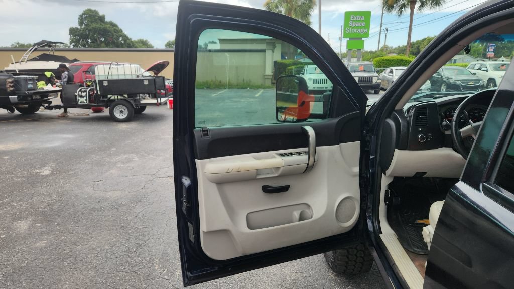 Used 2008 Chevrolet Silverado 1500 LT w/ Power Pack Plus AWD/4WD image 10