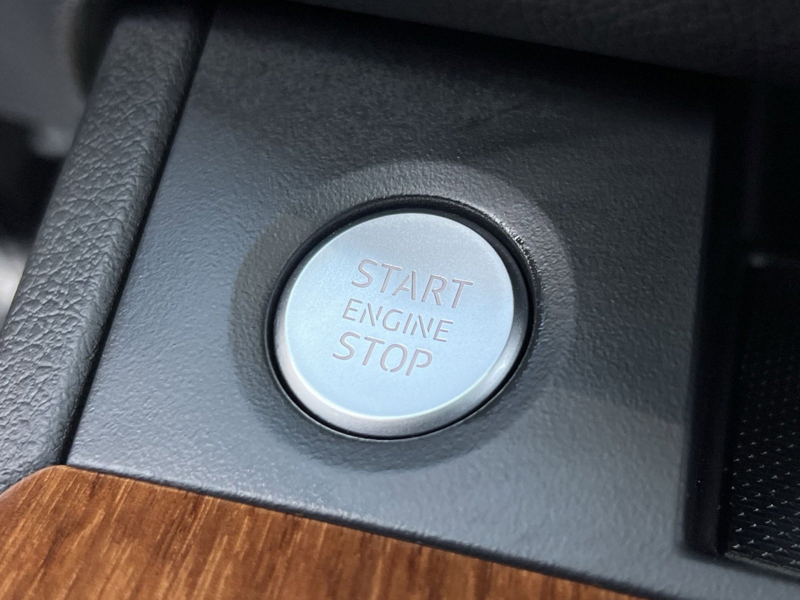 Used 2023 Audi Q5 2.0T Premium w/ Convenience Package image 31