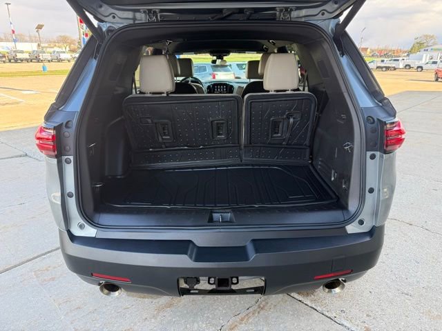 Used 2023 Chevrolet Traverse LT w/ LPO, Floor Liner Package image 35