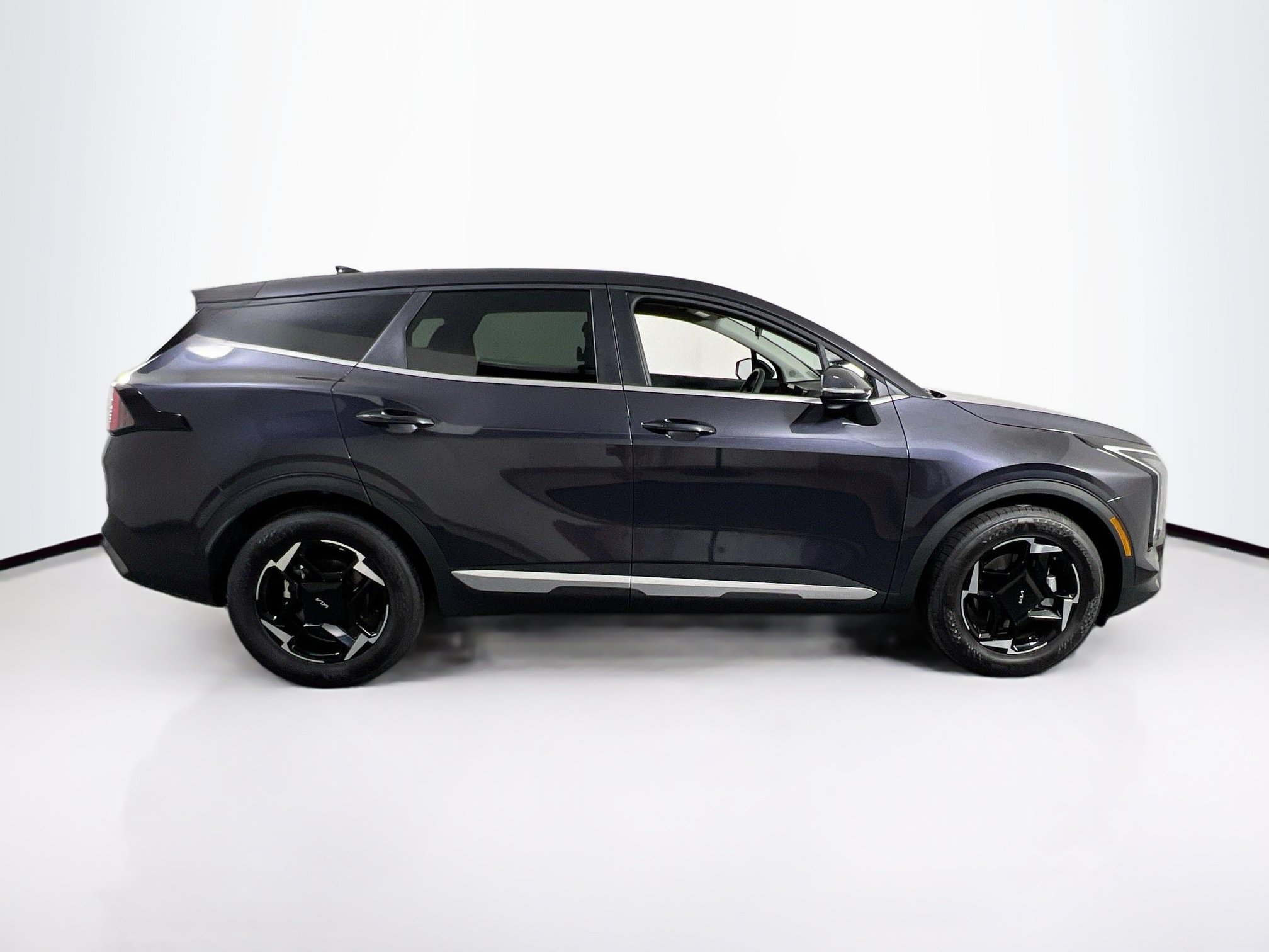 Used 2026 Kia Sportage EX FWD image 4