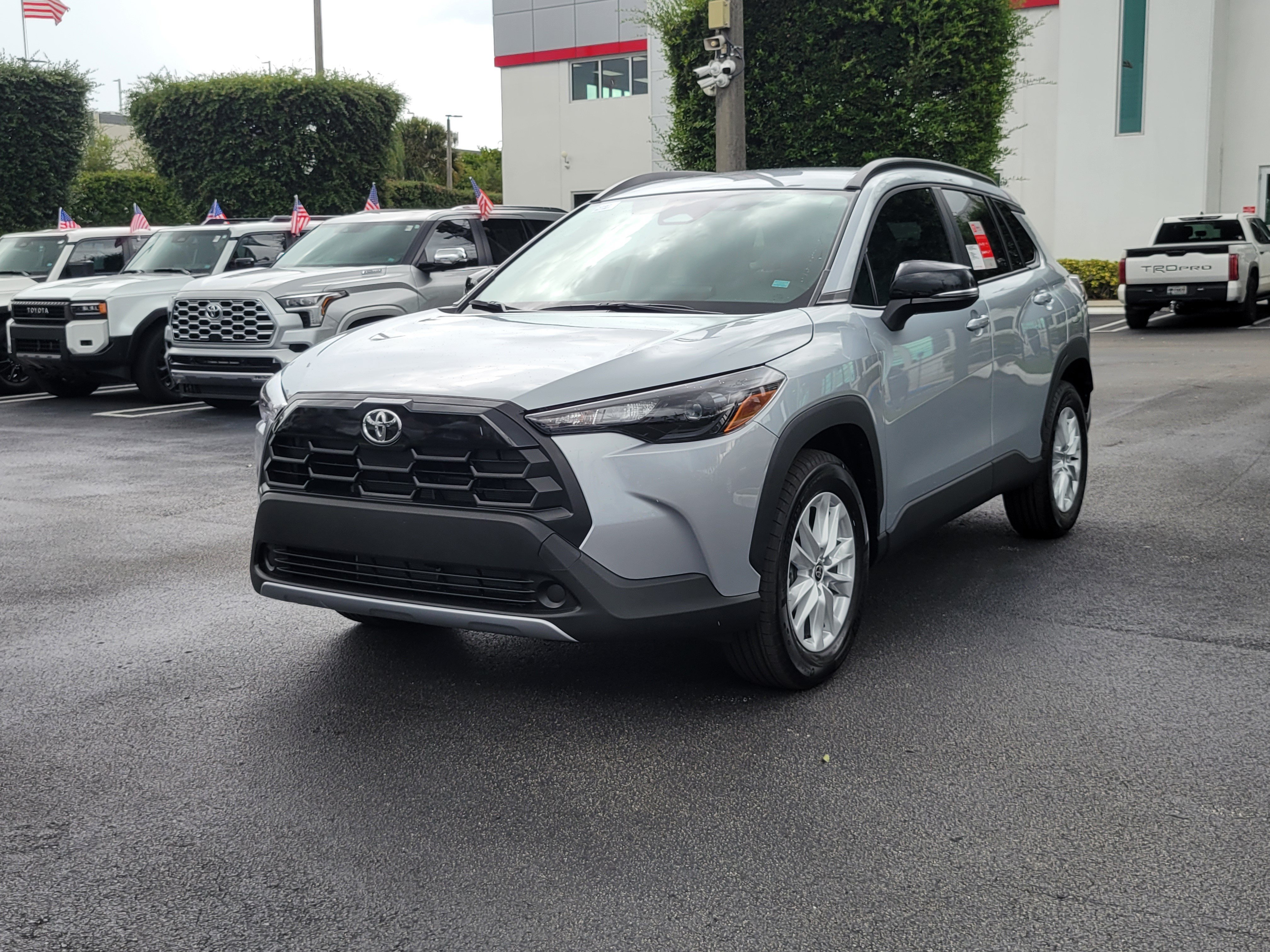 New 2026 Toyota Corolla Cross LE FWD image 5