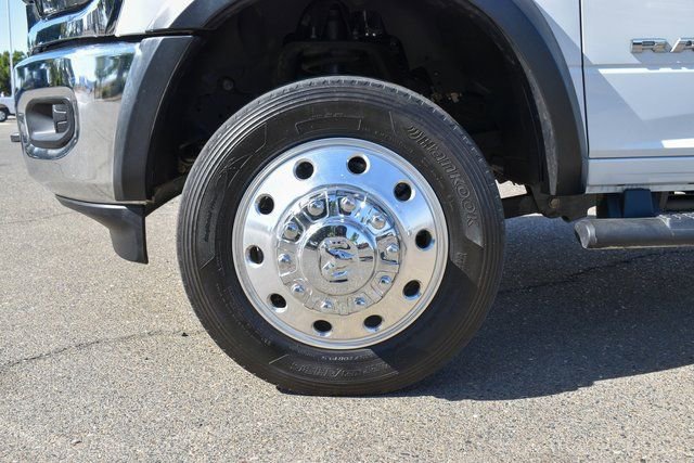 Used 2022 RAM 5500 Tradesman w/ Chrome Appearance Group image 36