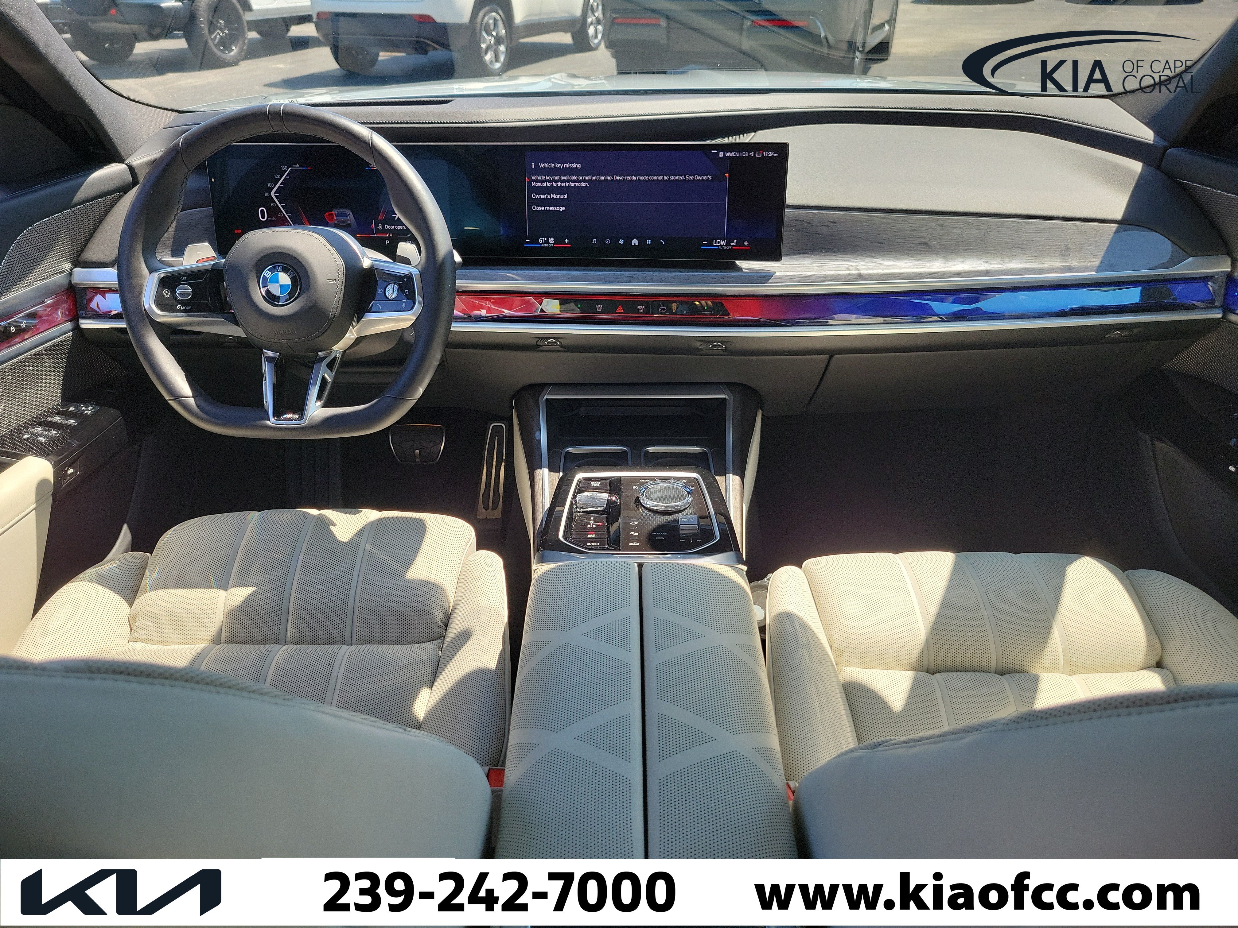 Used 2025 BMW 760i xDrive AWD/4WD image 17