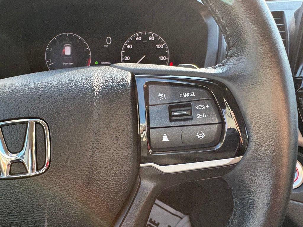 Used 2025 Honda Odyssey EX-L image 22