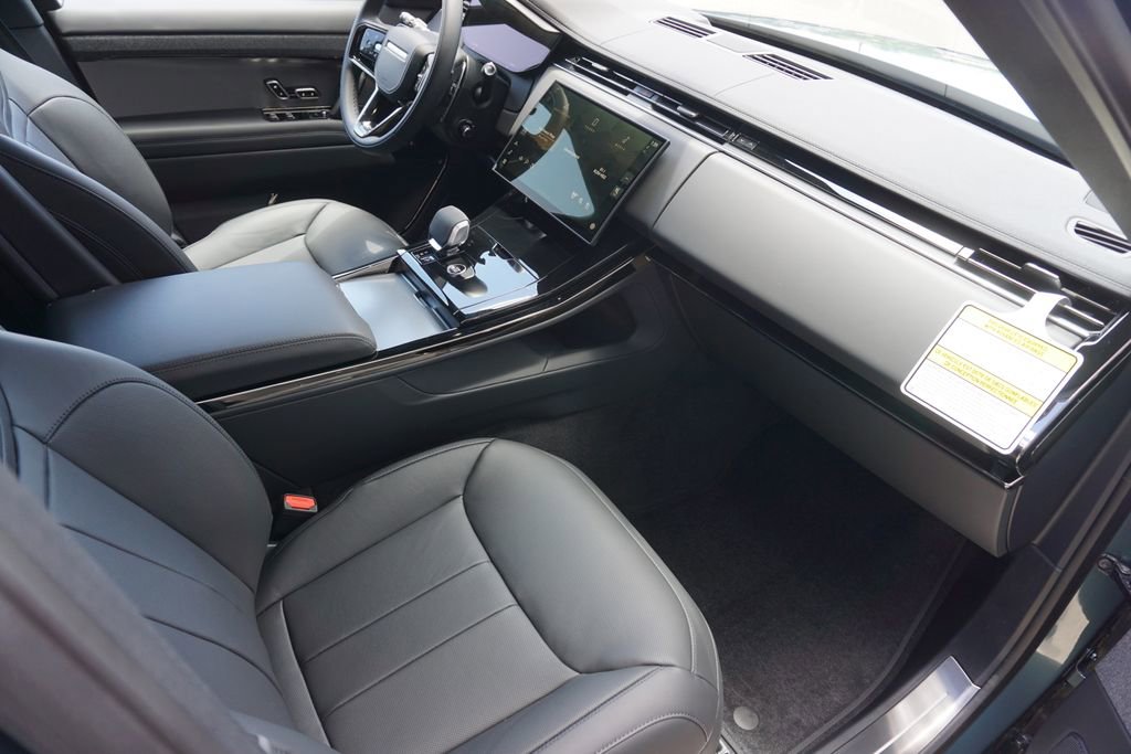 New 2025 Land Rover Range Rover Sport Dynamic SE image 22
