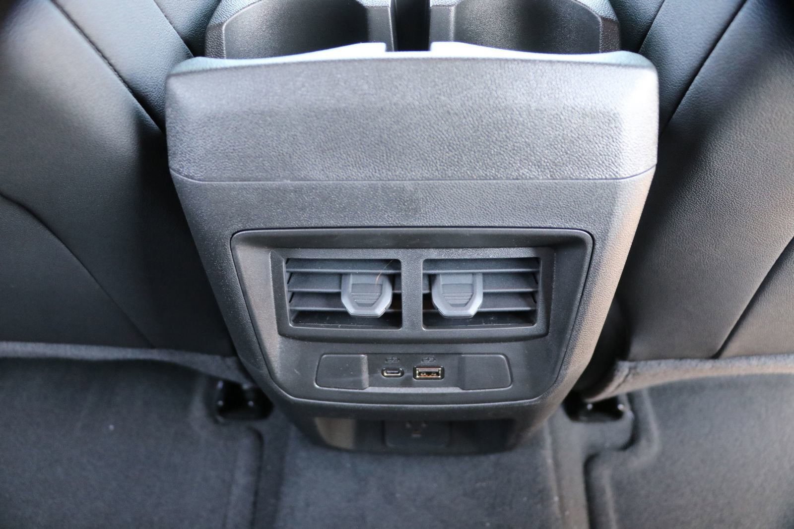 New 2025 GMC Canyon AT4 w/ AT4 Premium Package image 31