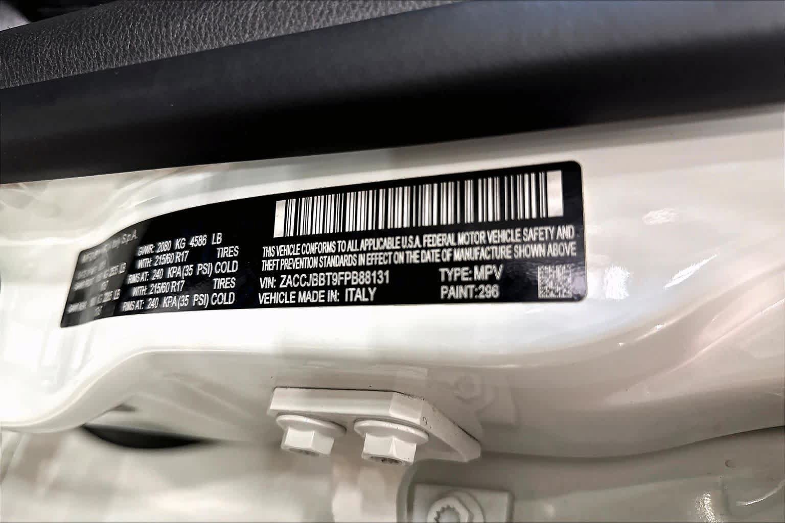 Used 2015 Jeep Renegade Latitude w/ Cold Weather Group II AWD/4WD image 35