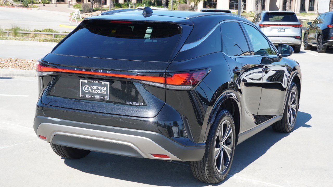 Used 2025 Lexus RX 350 Premium w/ Convenience Package image 6