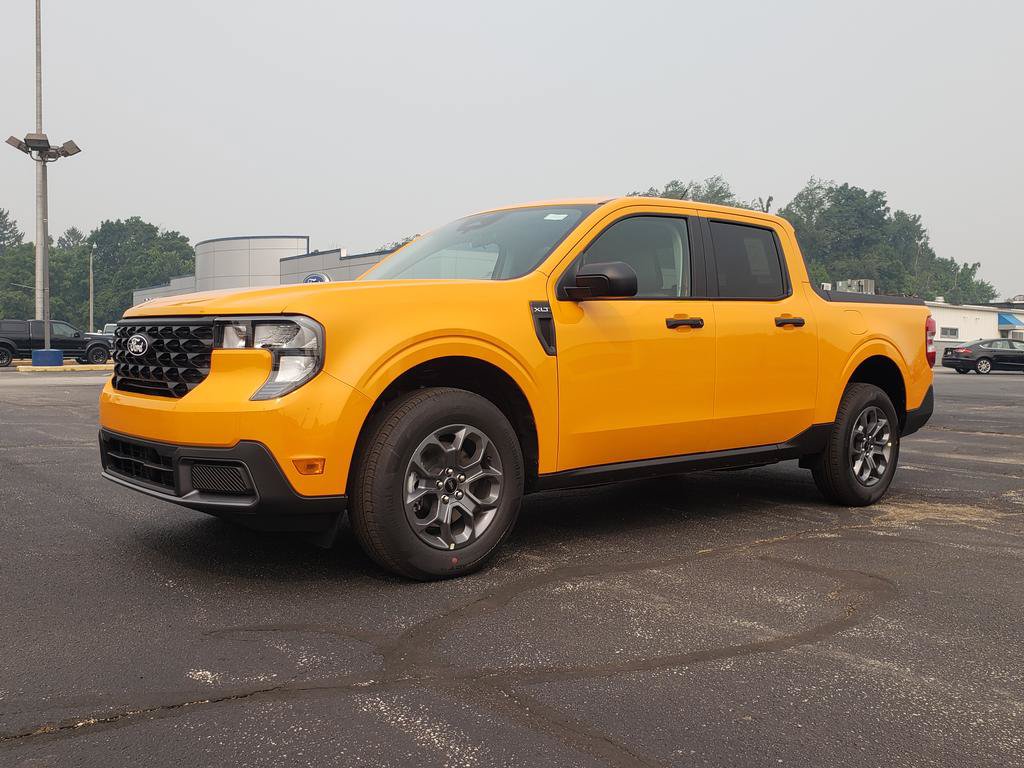 New 2026 Ford Maverick XLT w/ Equipment Group 301A AWD/4WD image 8