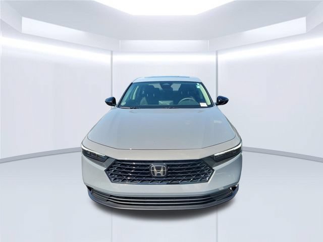 Certified 2025 Honda Accord SE image 18