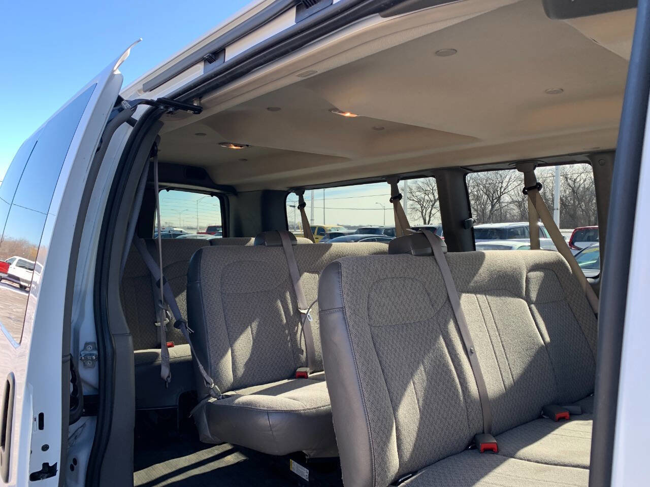 Used 2023 Chevrolet Express 3500 LS RWD image 13