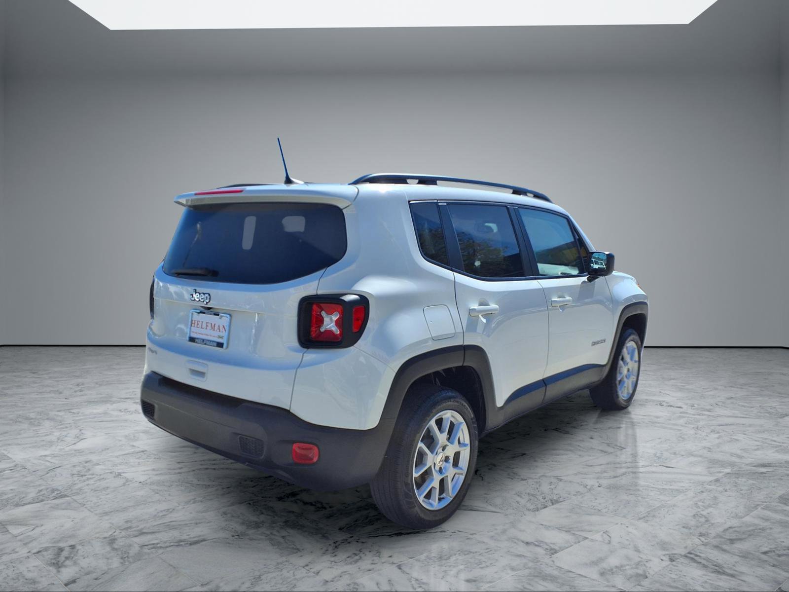 Used 2023 Jeep Renegade Latitude w/ Premium Group AWD/4WD image 7