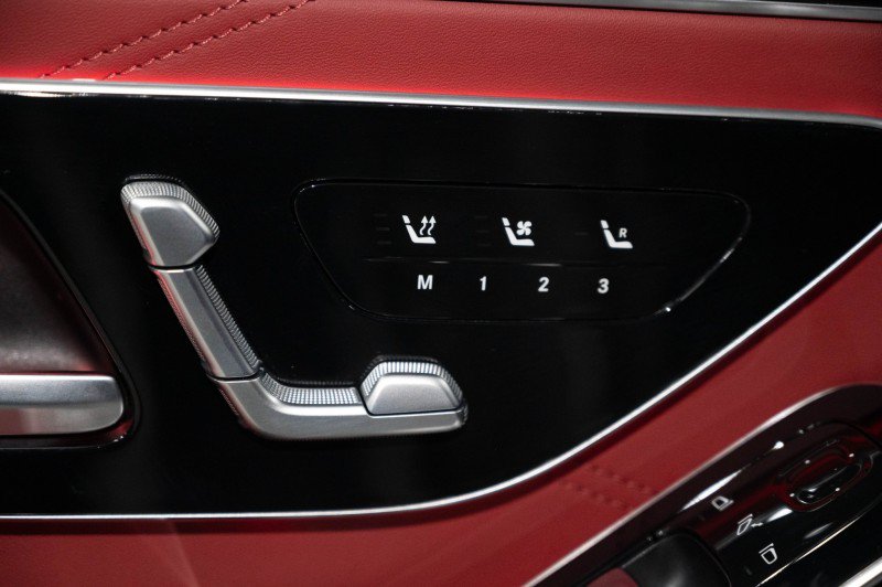 Used 2026 Mercedes-Benz S 63 AMG S image 21
