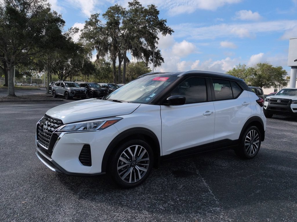 Certified 2024 Nissan Kicks SV FWD image 8