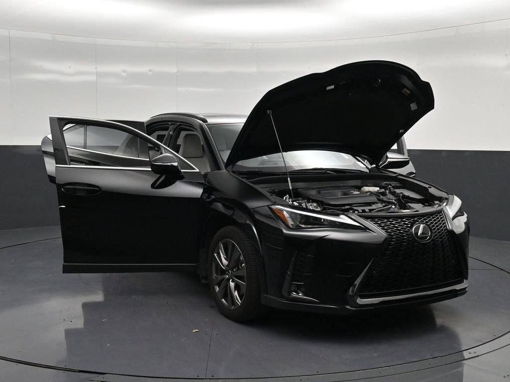 Used 2025 Lexus UX 300h FWD image 32