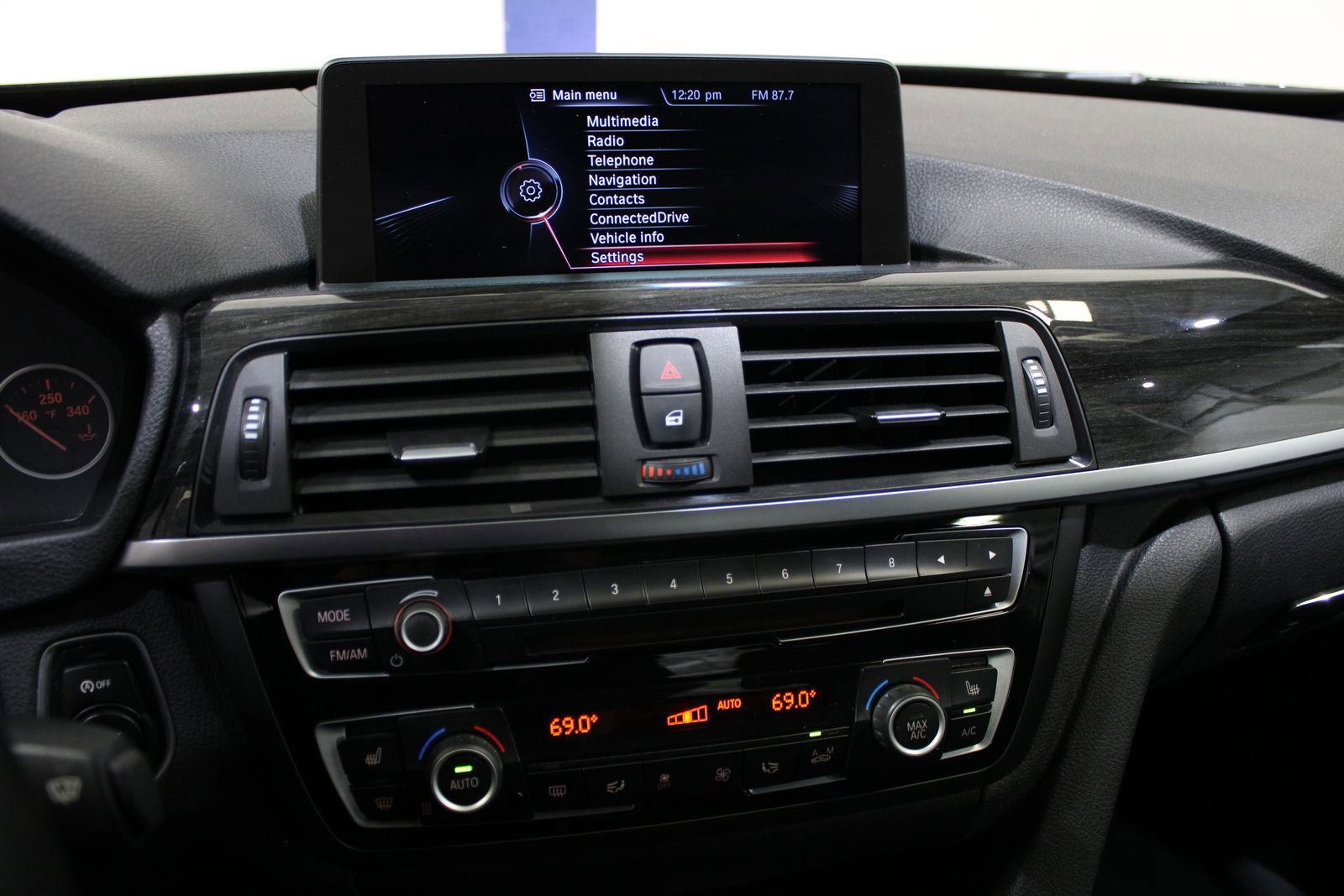 Used 2015 BMW 435i Convertible RWD image 27