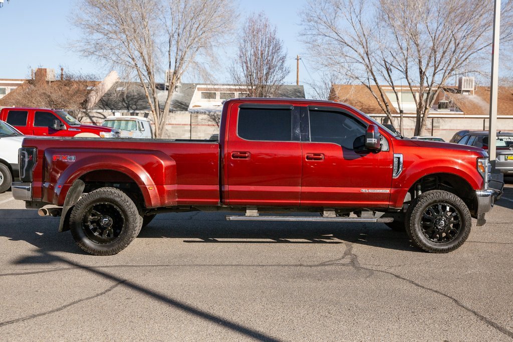 Used 2017 Ford F350 Lariat w/ Lariat Value Package image 4