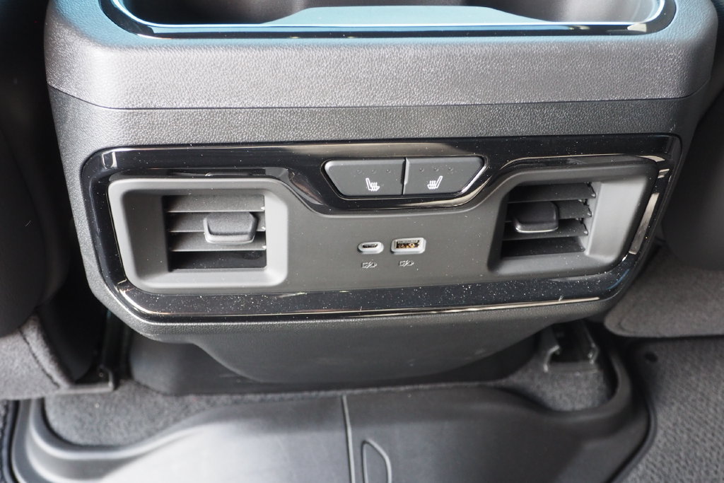 Used 2026 GMC Sierra 2500 AT4X AWD/4WD image 14