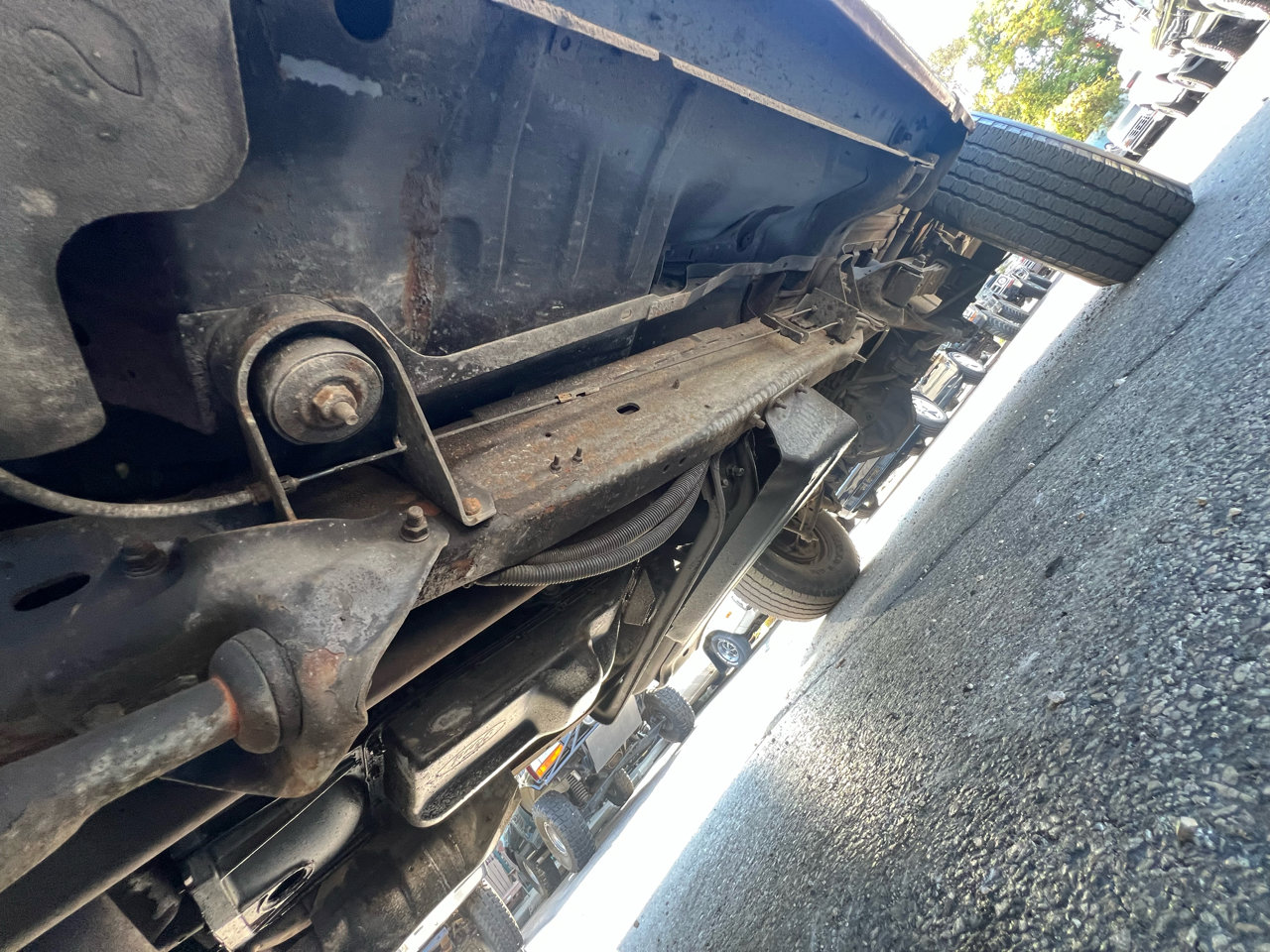 Used 1993 Ford Bronco XLT image 11