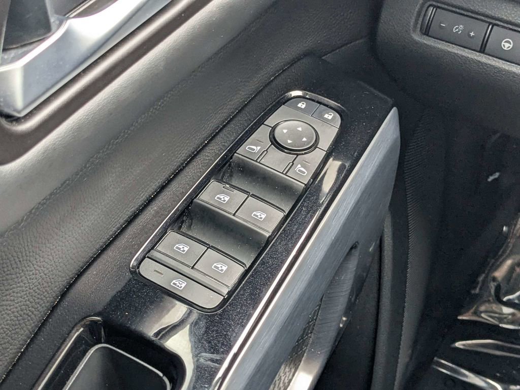 Used 2026 Nissan Pathfinder SL FWD image 21