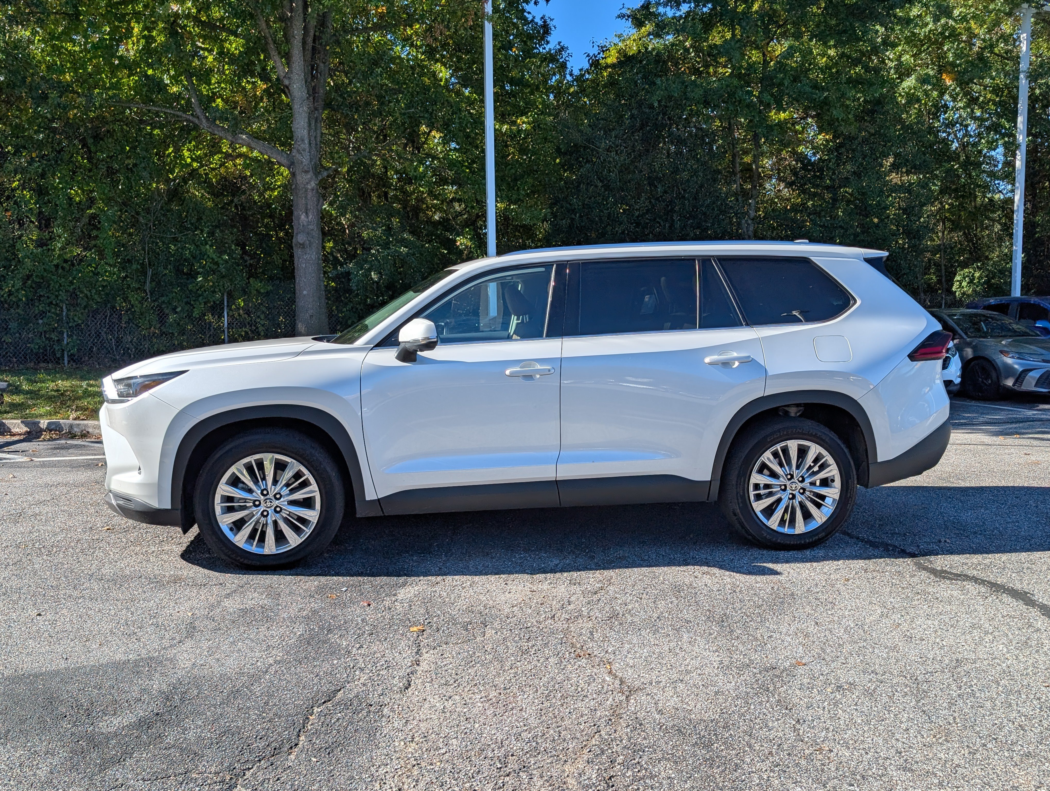 Used 2026 Toyota Grand Highlander AWD image 6