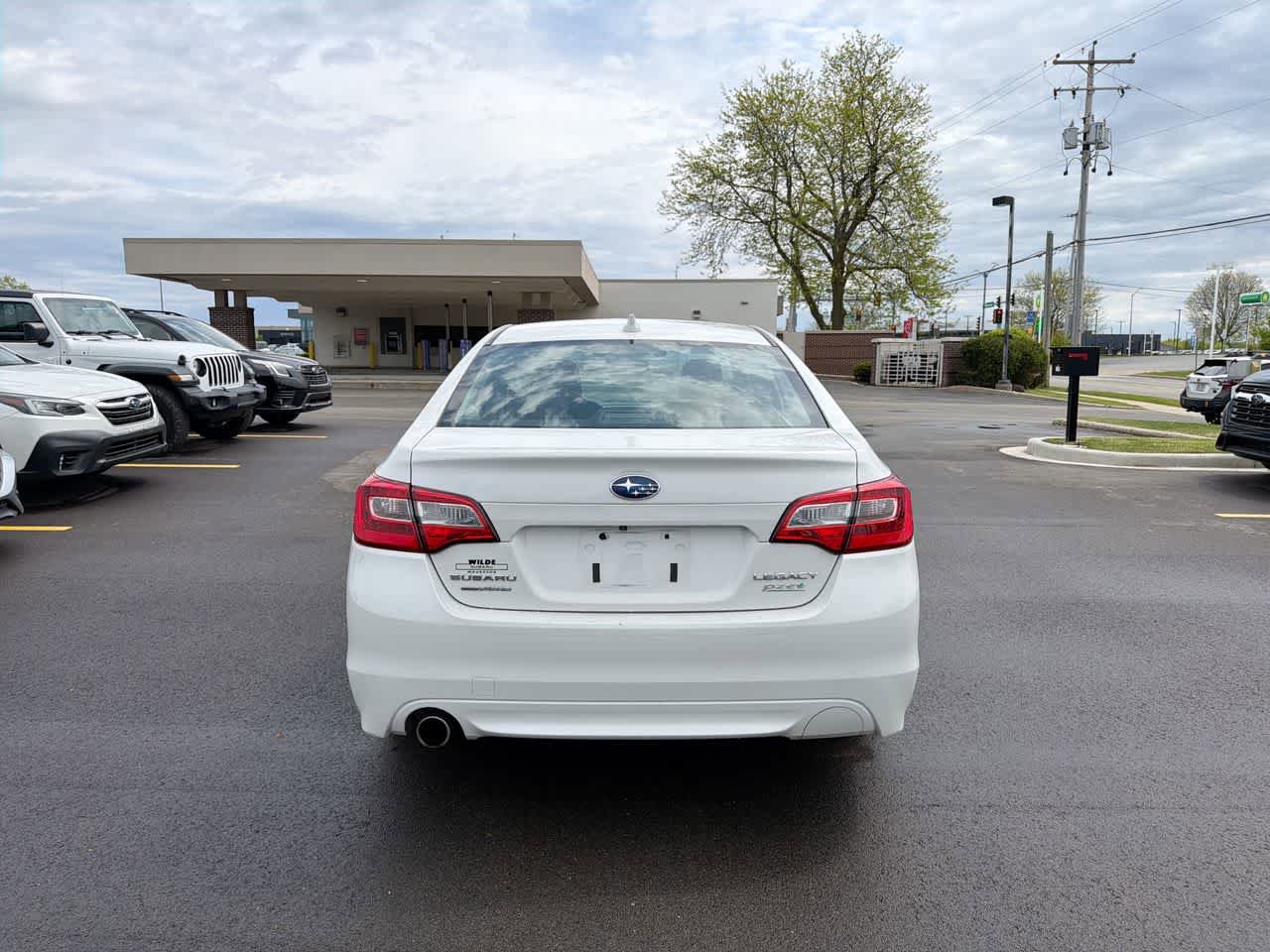 Used 2016 Subaru Legacy 2.5i Premium AWD/4WD image 12