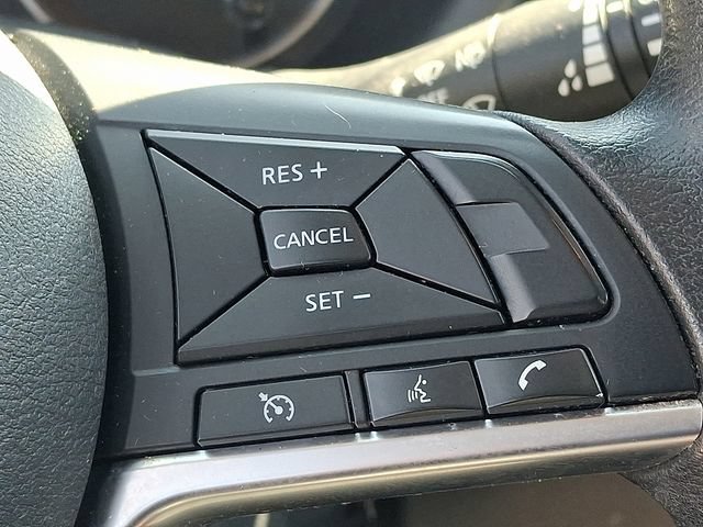 Used 2020 Nissan Kicks SV FWD image 22