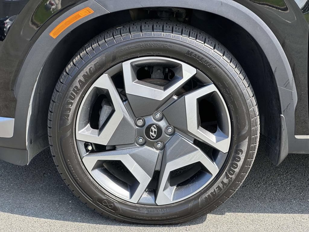 Used 2024 Hyundai Palisade Limited FWD image 14