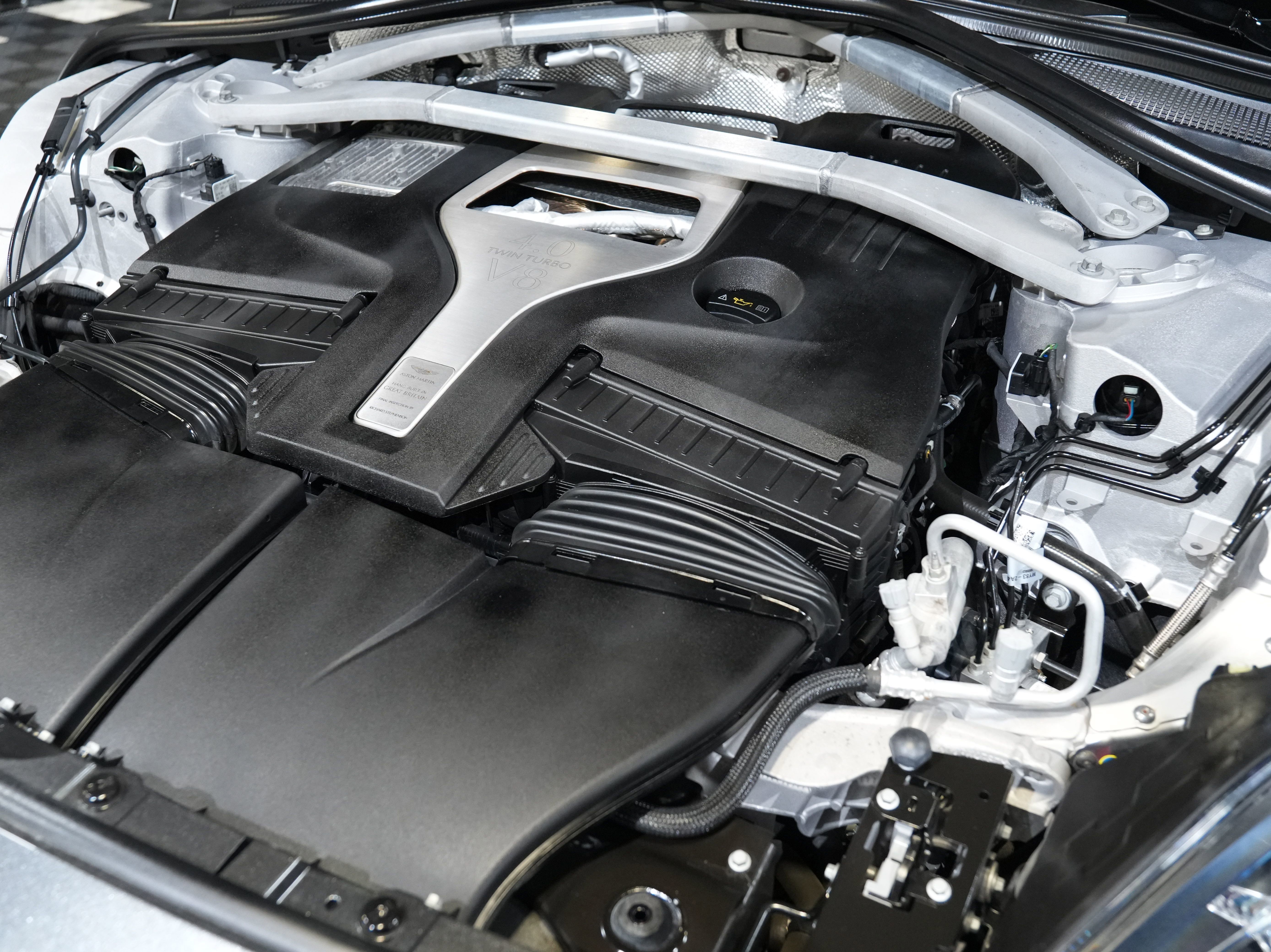 Used 2021 Aston Martin DBX AWD/4WD image 50